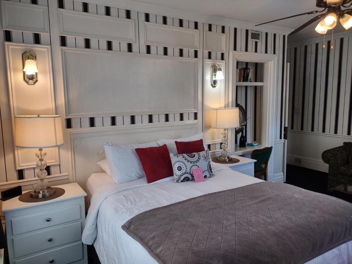 The King George 4*