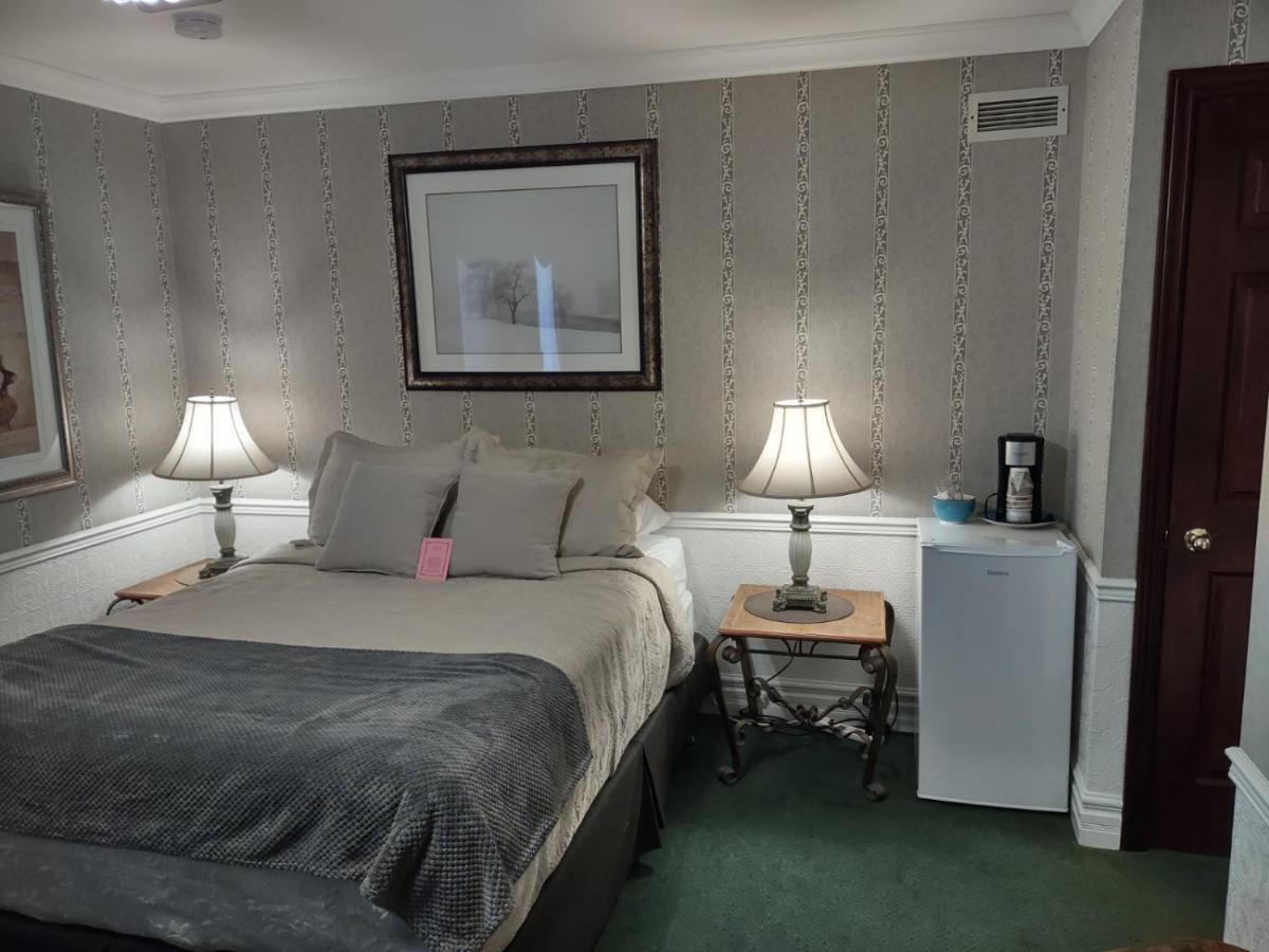 Inn The King George 4*